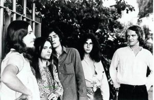 La Banda Smash con Manuel en el centro