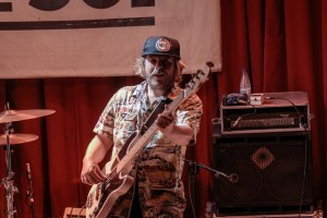 27393947491_e65c529384_z